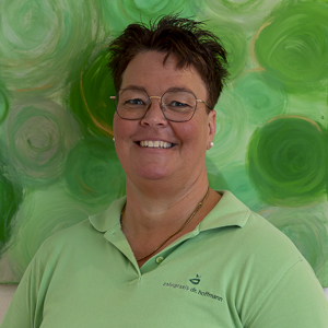 Frau Melanie Beth